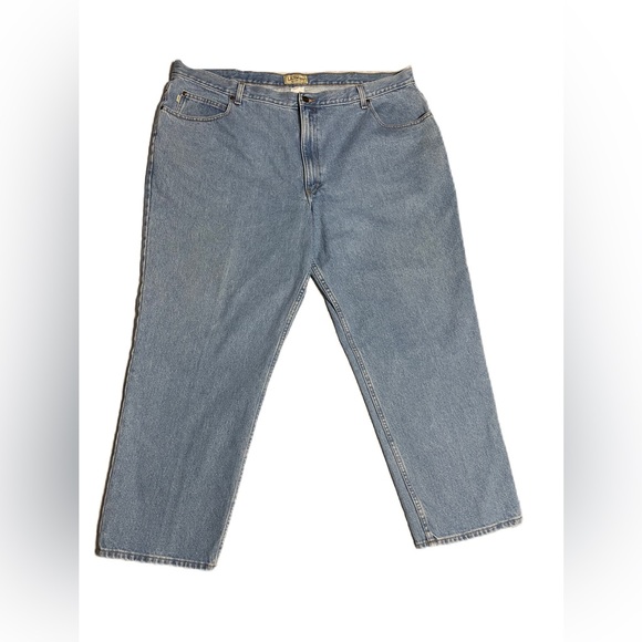L.L. Bean Other - Mens 44x29 LL Bean Jeans Relaxed Fit Blue Straight Leg Denim Light Wash Pockets